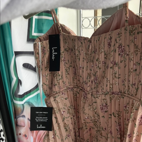 Lulu's Blush Pink Floral Pleated Maxi Dress - Picture 6 of 7